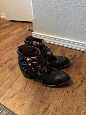 Freebird felicity Studded Black Leather Strappy Ankle Boots